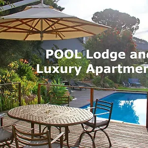 Cape Paradise Lodge And Apartments Guest house